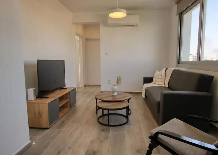 Apartmán Phaedrus Living Coral Bliss Larnaca