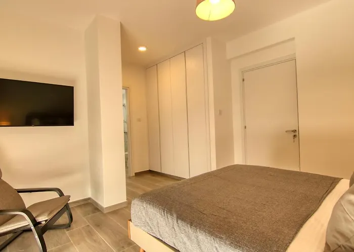 Phaedrus Living Coral Bliss Lejlighed